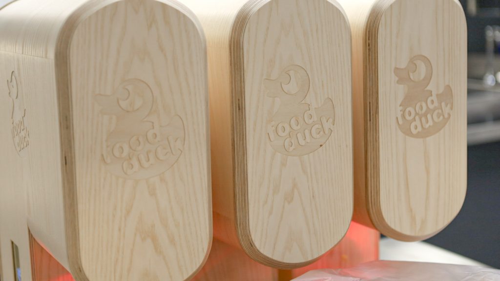 Reduce plastic waste by up to 90% – FOODDUCK® supports responsible dining